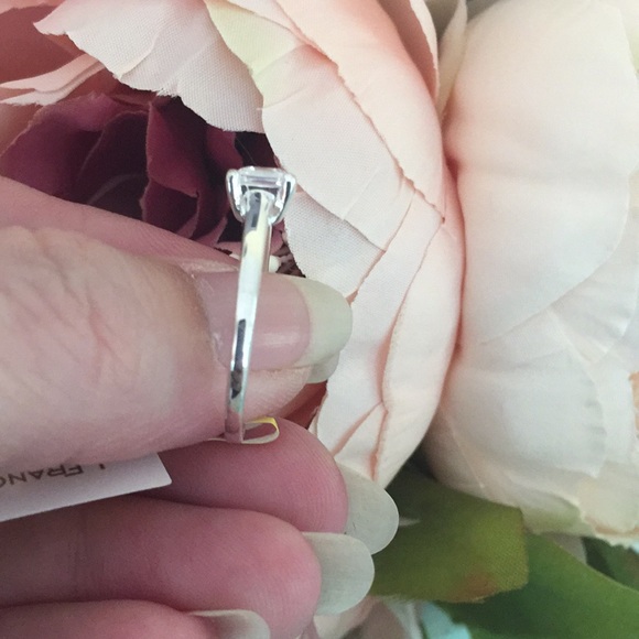 Solitaire Ring - Picture 3 of 6